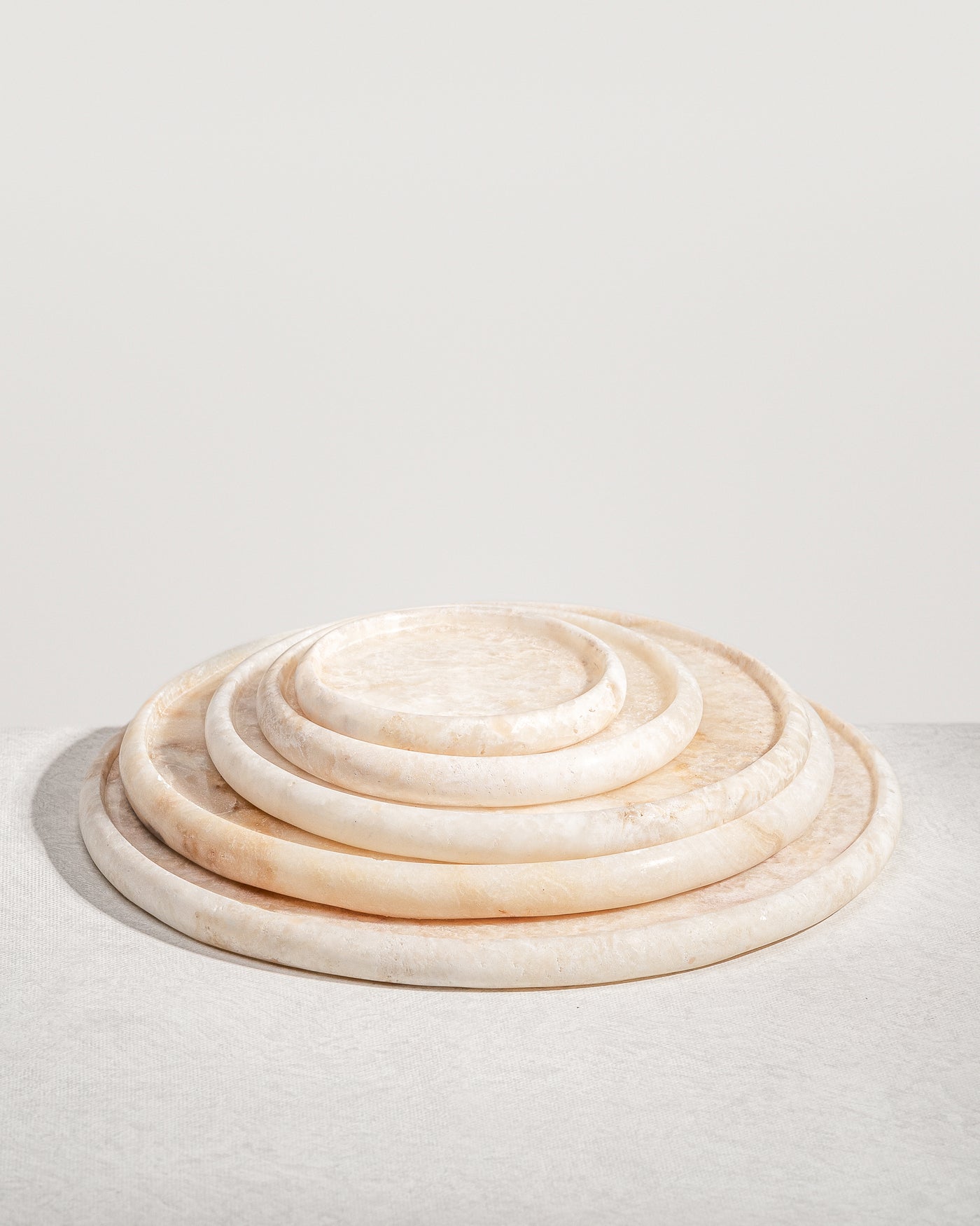 Noor Onyx Candle plates